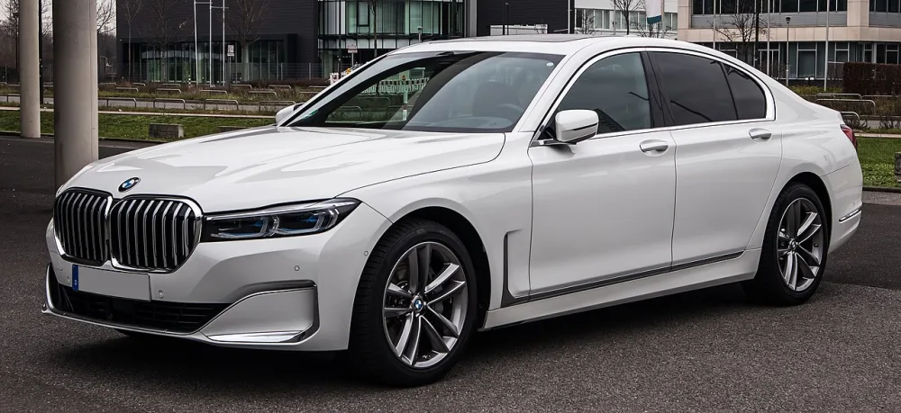2022 BMW 750i xDrive Sedan