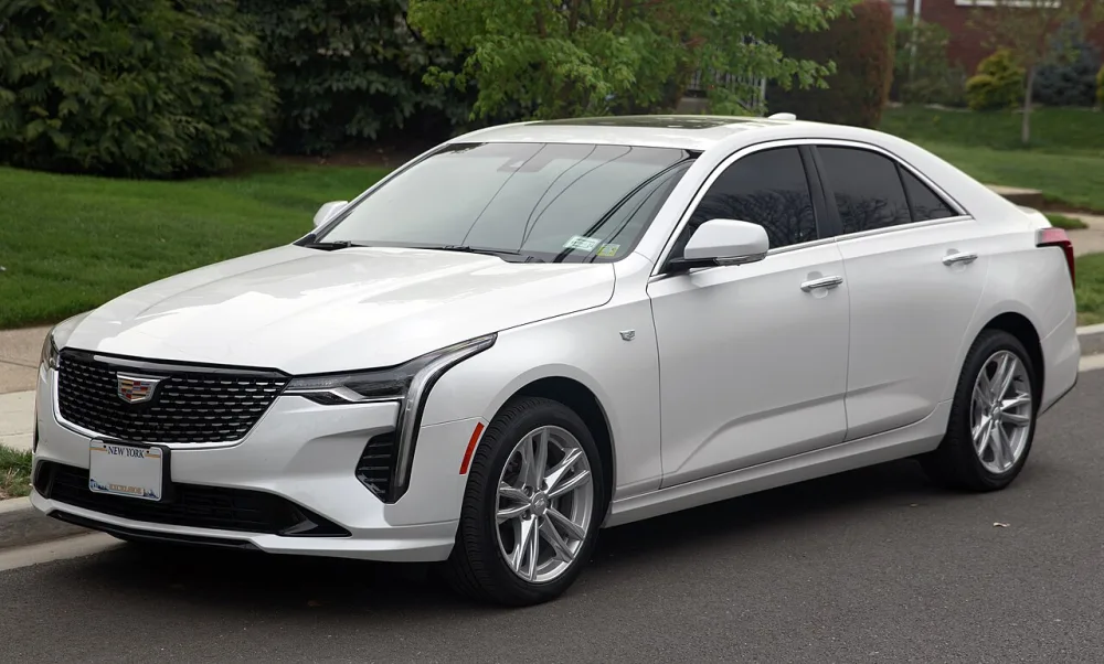 2022 Cadillac CT4 V